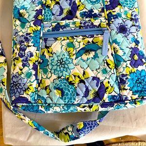 Very Bradley crossbody purse